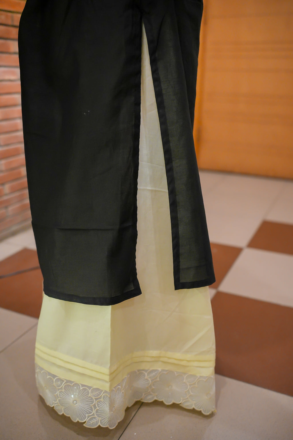 2 PCS LAWN SUIT STITCHED